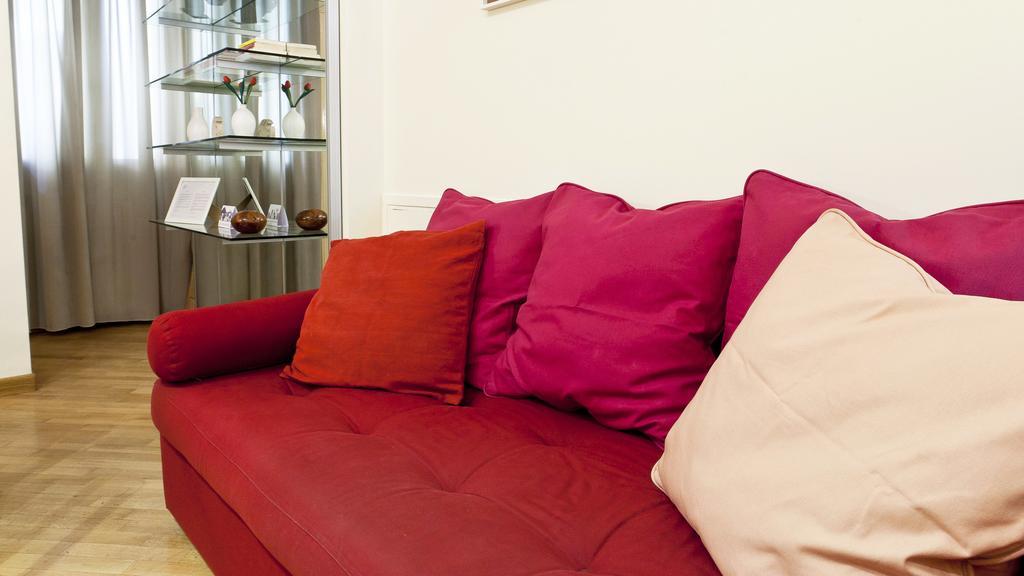 Italianway-Fiori Chiari Apartment Milano Exterior foto